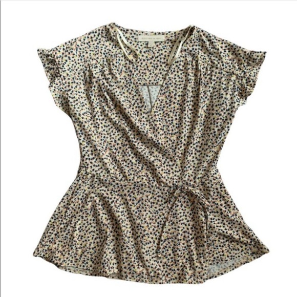 Monteau Tops - Floral Monteau Blouse Size Medium